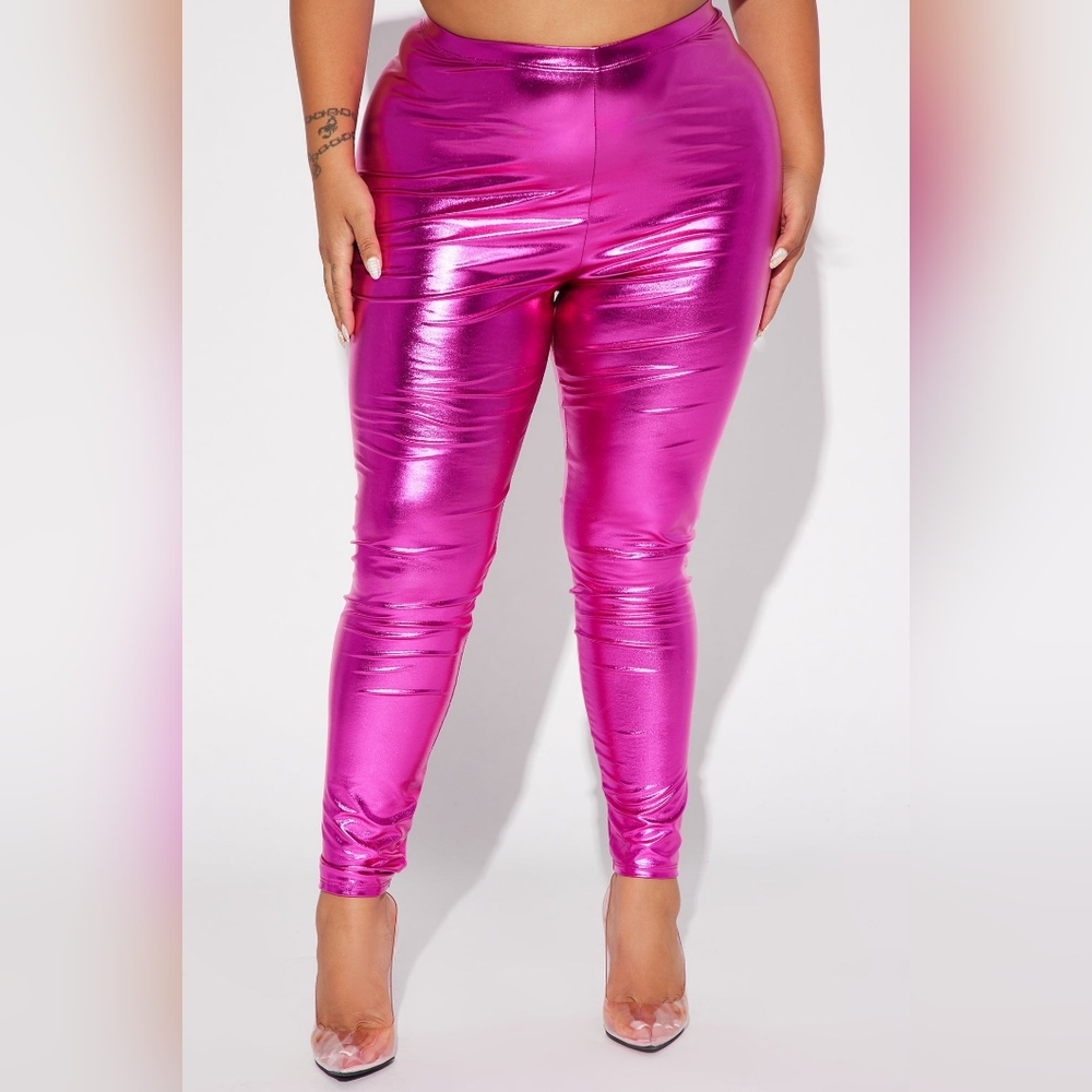 Stuntin on You Metallic Leggings Fuschia Size M Fashionova